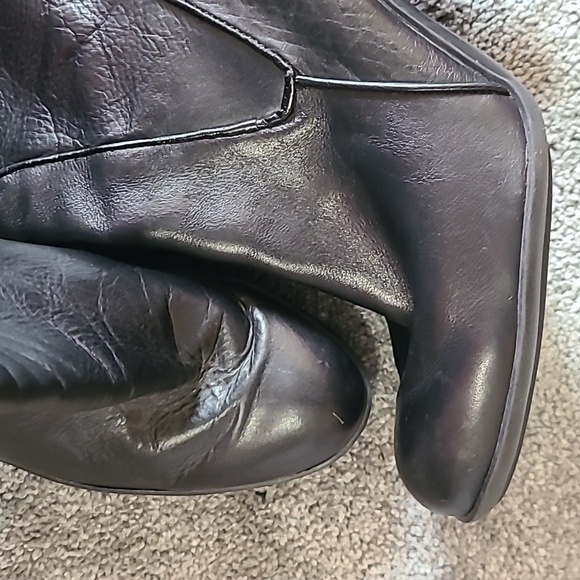 Black size 8.5 leather riding boot - Picture 5 of 10
